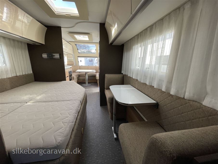 Adria Alpina 663 UK